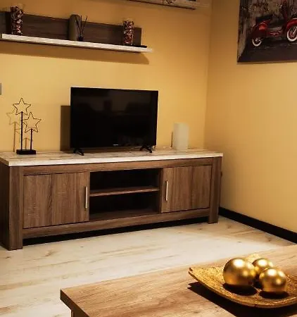 Ales Ii Apartment *